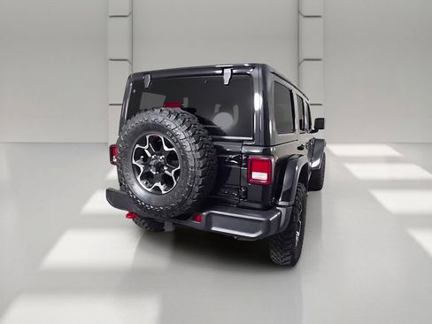 Used 2023 Jeep Wrangler Unlimited Rubicon w/ Cold Weather Group AWD/4WD image 39