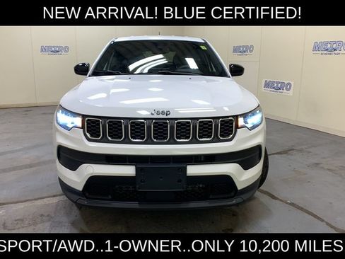 Used 2024 Jeep Compass Sport AWD/4WD image 39