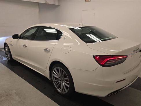 Used 2023 Maserati Quattroporte GT image 6