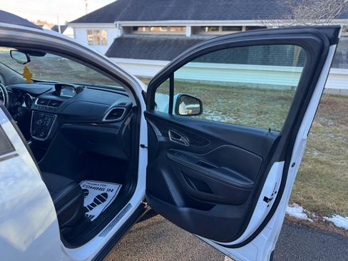 Used 2016 Buick Encore Sport Touring image 18