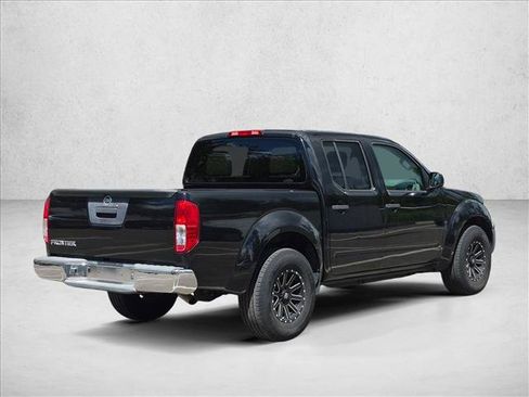 Used 2016 Nissan Frontier S RWD image 2