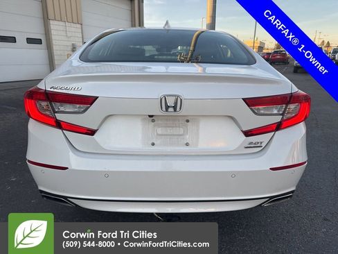 Used 2019 Honda Accord Touring image 8