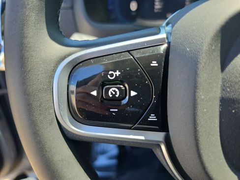 Used 2025 Volvo XC90 B6 Plus AWD/4WD image 15