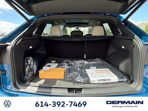 New 2026 Volkswagen Atlas Cross Sport SEL Premium R-Line AWD/4WD image 11