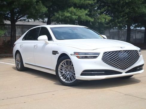 Used 2022 Genesis G90 5.0 Ultimate AWD/4WD image 4
