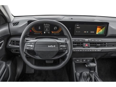 New 2025 Kia K4 LXS image 31