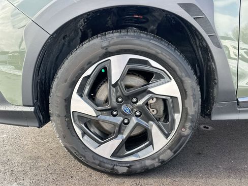 Certified 2024 Subaru Crosstrek 2.5i Limited w/ Crosstrek Mirror Package image 18