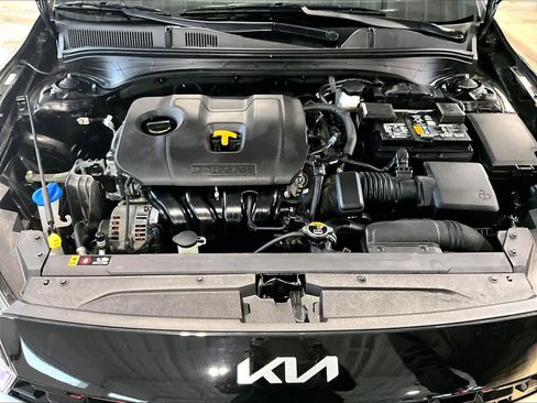 Used 2023 Kia Forte GT-Line w/ GT-Line Premium Package image 29