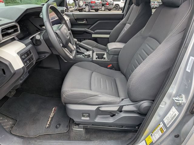 Used 2024 Toyota Tacoma TRD Off-Road AWD/4WD image 12