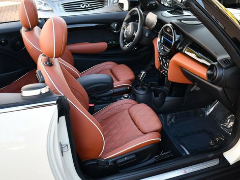 Used 2021 MINI Cooper S image 56