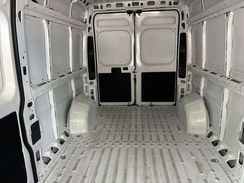 Used 2026 RAM ProMaster 2500 w/ Convenience Group FWD image 28