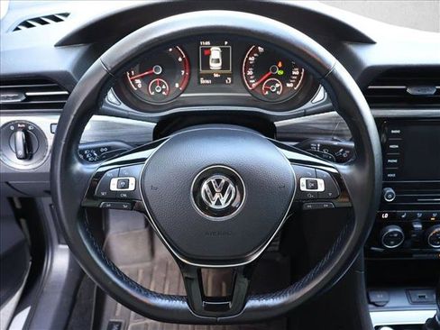 Used 2020 Volkswagen Passat 2.0T R-Line FWD image 13