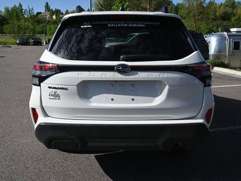 Used 2026 Subaru Forester Premium AWD/4WD image 5