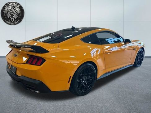 New 2026 Ford Mustang GT w/ GT Performance Package RWD image 5