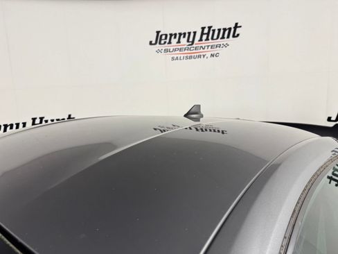 Used 2022 Ford Mustang GT Premium RWD image 12