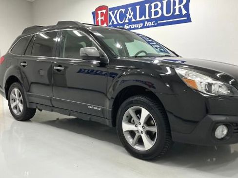 Used 2013 Subaru Outback 2.5i Limited image 2