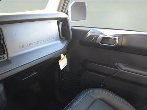 New 2025 Ford Bronco Badlands w/ Sasquatch Package image 11