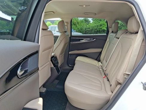 Certified 2023 Lincoln Nautilus AWD w/ Premium Package image 10