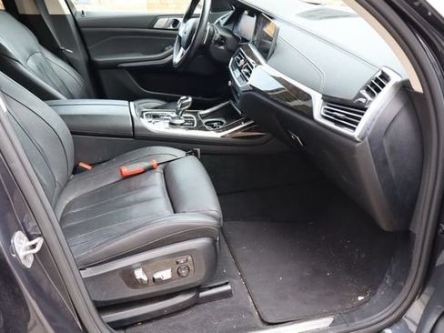 Used 2021 BMW X7 xDrive40i AWD/4WD image 17