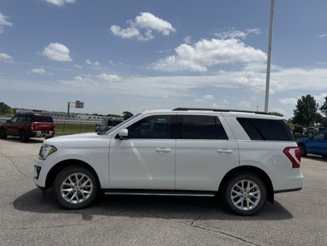 Used 2021 Ford Expedition XLT AWD/4WD image 6