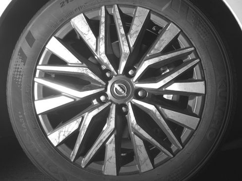 Used 2025 Nissan Altima 2.5 SV FWD image 13