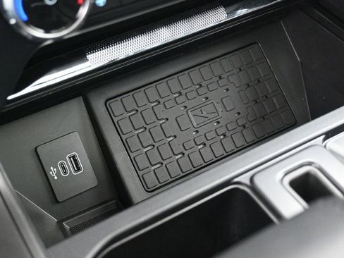 New 2025 Ford F150 Lariat w/ Equipment Group 502A High image 18