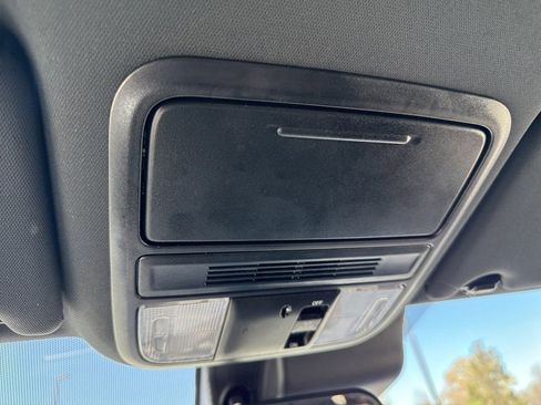 Used 2022 Honda Pilot Sport image 27