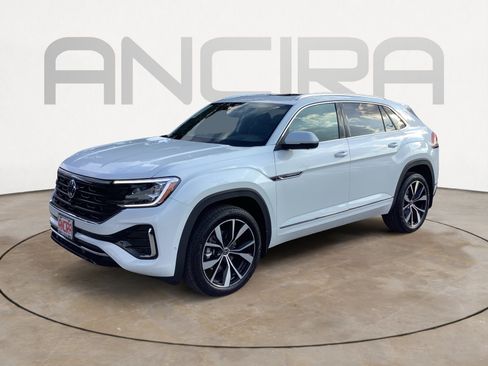 New 2026 Volkswagen Atlas Cross Sport SEL Premium R-Line AWD/4WD image 4
