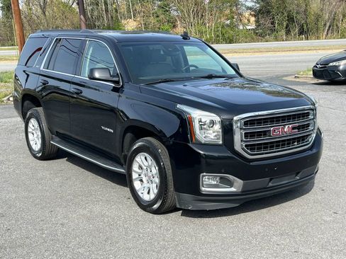 Used 2020 GMC Yukon SLT w/ Open Road Package RWD image 3