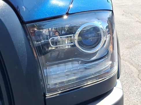 Certified 2022 RAM 1500 Warlock w/ Technology Package I AWD/4WD image 9
