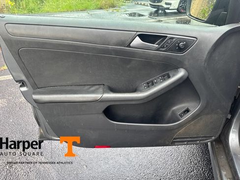 Used 2015 Volkswagen Jetta S FWD image 17