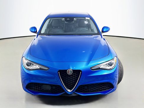 Used 2018 Alfa Romeo Giulia Ti Sport w/ Quick Order Package 22U Sport image 2