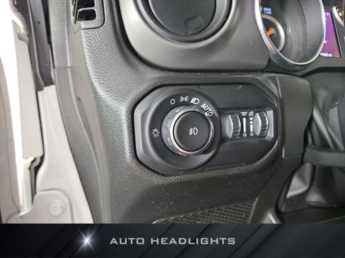 Used 2022 Jeep Wrangler Unlimited Sport AWD/4WD image 24