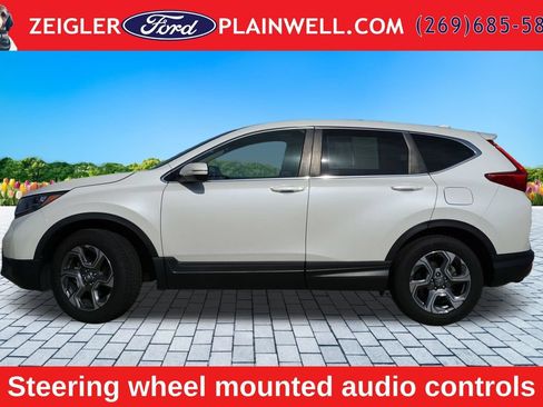 Used 2017 Honda CR-V EX image 2