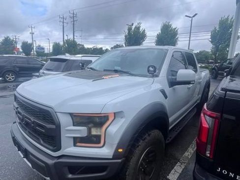 Certified 2017 Ford F150 Raptor w/ Equipment Group 802A Luxury AWD/4WD image 2