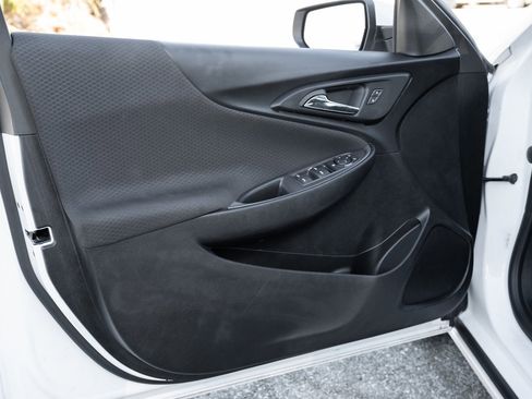 Used 2024 Chevrolet Malibu LT image 23