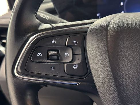 Used 2024 Buick Envista Sport Touring w/ Convenience I Package FWD image 37
