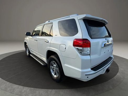Used 2013 Toyota 4Runner SR5 RWD image 4