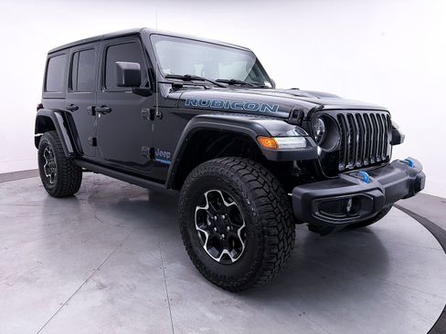 Used 2022 Jeep Wrangler Unlimited Rubicon 4xe w/ Cold Weather Group AWD/4WD image 11