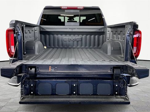 Certified 2025 GMC Sierra 1500 SLT w/ SLT Premium Plus Package image 7