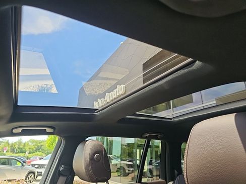 Used 2019 Mercedes-Benz GLS 450 4MATIC image 28