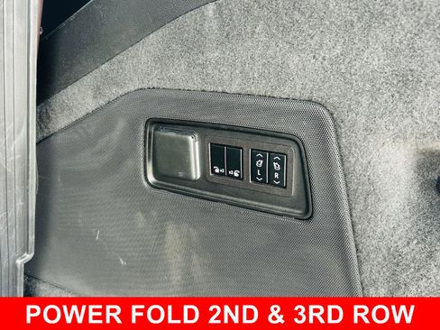 Used 2023 Cadillac Escalade V AWD/4WD image 18