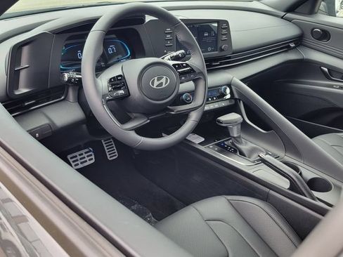 New 2026 Hyundai Elantra SEL Sport FWD image 5