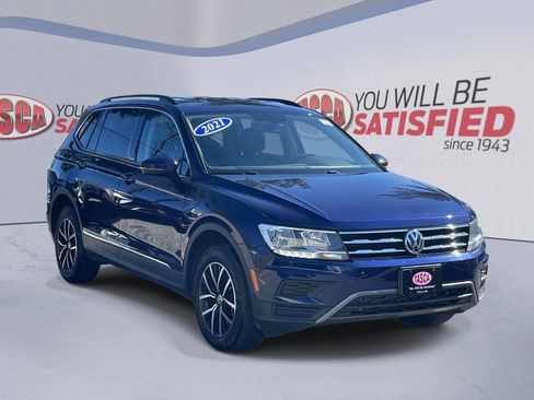 Used 2021 Volkswagen Tiguan SE AWD/4WD image 1