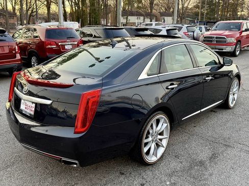 Used 2013 Cadillac XTS Premium image 4
