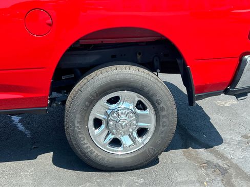 Used 2024 RAM 2500 Big Horn w/ Bed Utility Group image 36