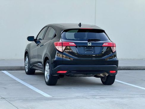 Used 2016 Honda HR-V EX image 5