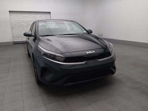 Used 2024 Kia Forte LXS w/ LXS Technology Package FWD image 14