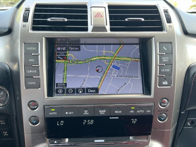 Used 2021 Lexus GX 460 Luxury w/ Sport Design Package AWD/4WD image 20