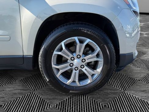 Used 2016 GMC Acadia SLT w/ Open Road Package AWD/4WD image 9